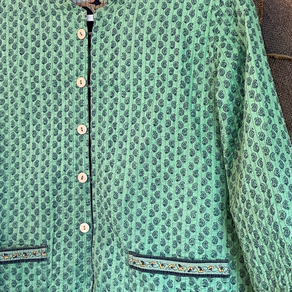 Lightweight Quilted Reversible Jacket - image 7